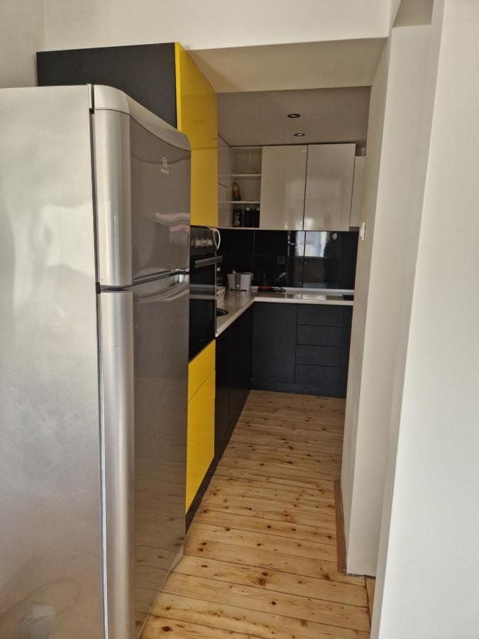 Comfy Center Apartment Skopje Buitenkant foto