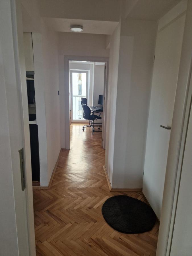 Comfy Center Apartment Skopje Buitenkant foto